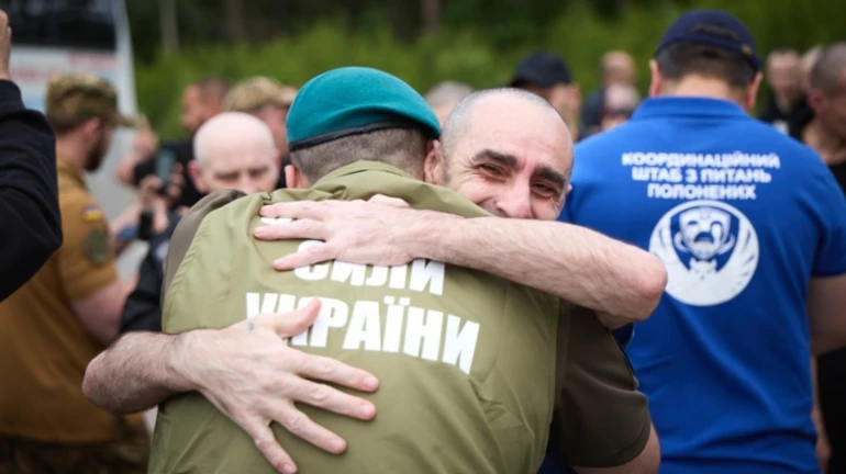 New stage of prisoner swap completed: some released Ukrainian soldiers had been considered missing – photos, videos