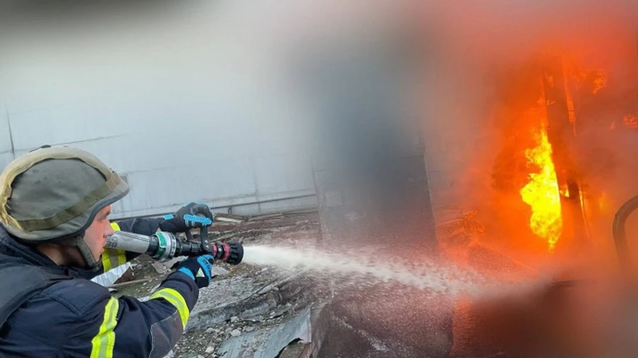 Нічна атака росіян: спалахнули пожежі на енергооб’єктах Львівщини, Одещини і Запоріжжя 