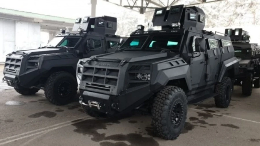 Canadian Defence Minister announces passage of 200 Senator APCs to Ukraine