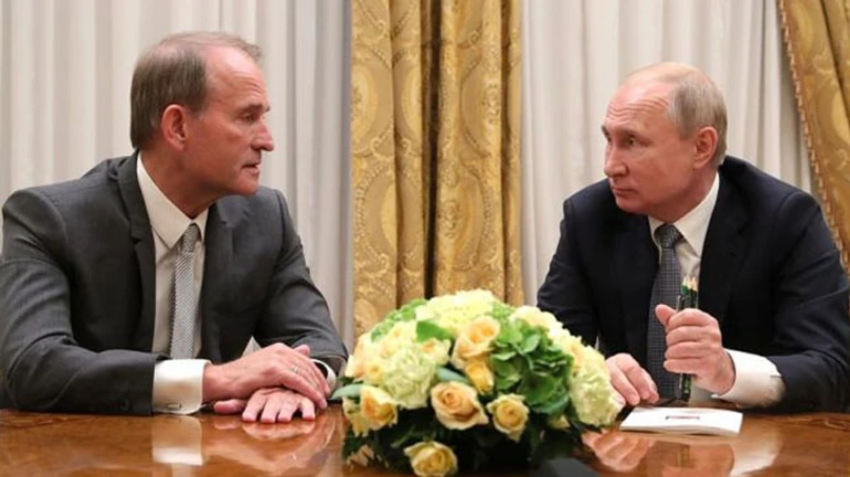 Путін прокоментував домашній арешт свого кума Медведчука