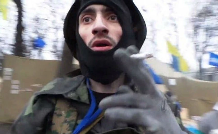 Звільненого Топаза заблокували та змусили відповідати про Путіна