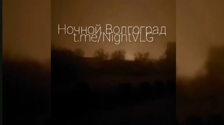 У російському Волгограді безпілотники атакували НПЗ, виникла пожежа