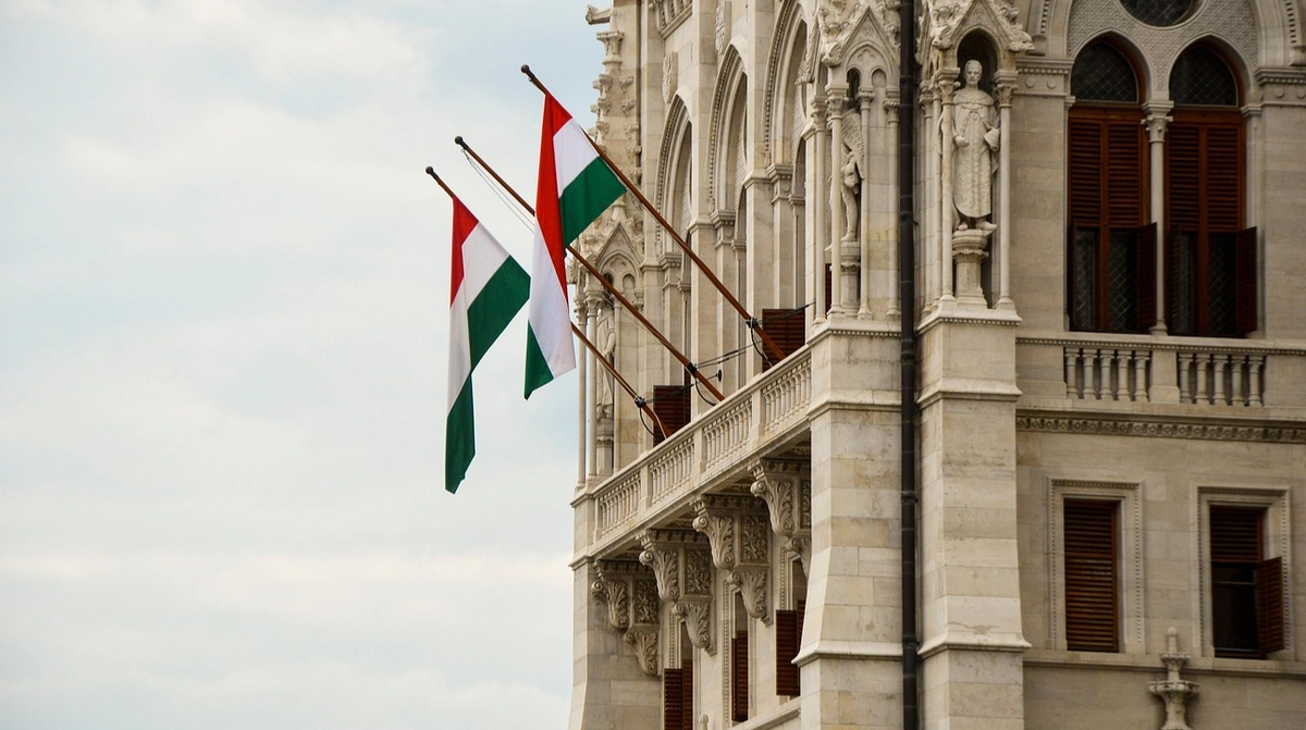 Hungary blocks EU alternative to reparation loan for Ukraine, Politico reports