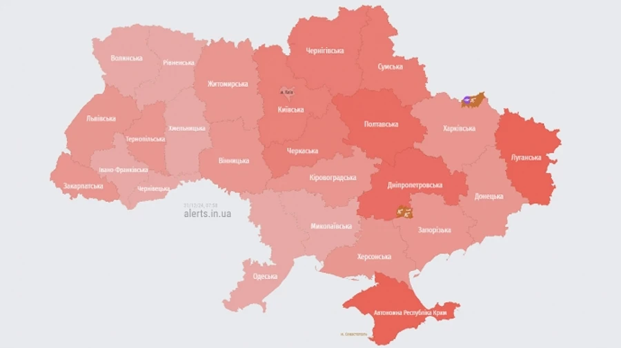 Росіяни атакували ракетами: у Києві та області лунали вибухи