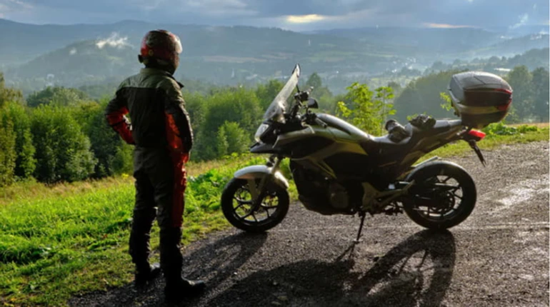 Как ЕС добился снижения смертности водителей мопедов и мотоциклов и что делать Украине