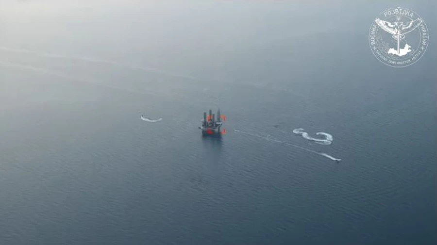 Ukrainian forces damage Russian plane in combat near Zmiinyi Island – Ukraine's Defence Intelligence