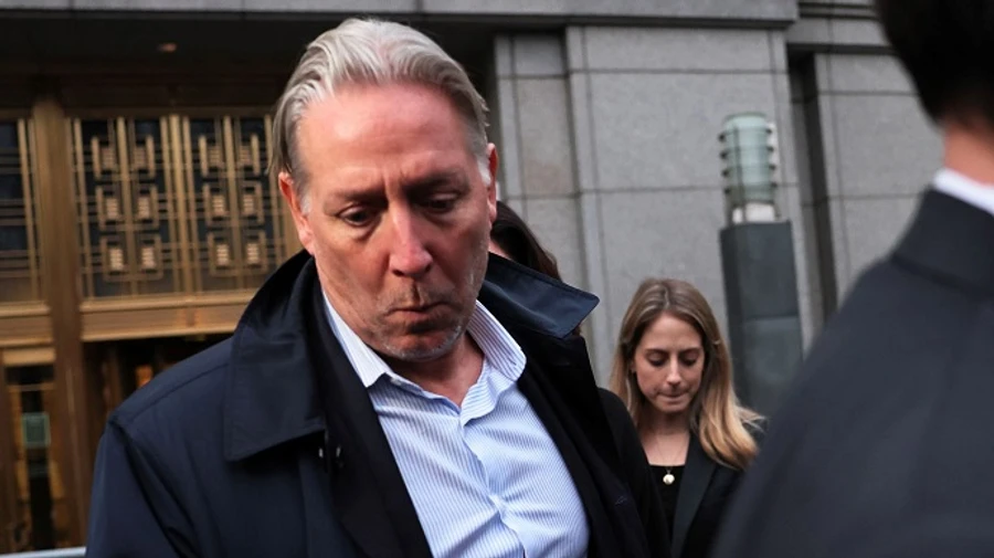 Экс-чиновник ФБР признался в работе на подсанкционного российского олигарха