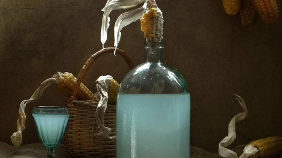 В Раді хочуть скасувати штрафи за самогоноваріння для власного споживання