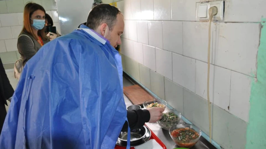 Міністр юстиції поїв та перевірив платну камеру Львівського СІЗО