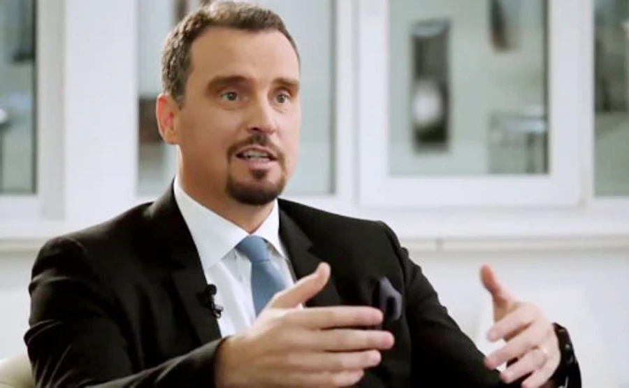 Абромавичус повідав про мізерну зарплату й умови приходу в Укроборонпром