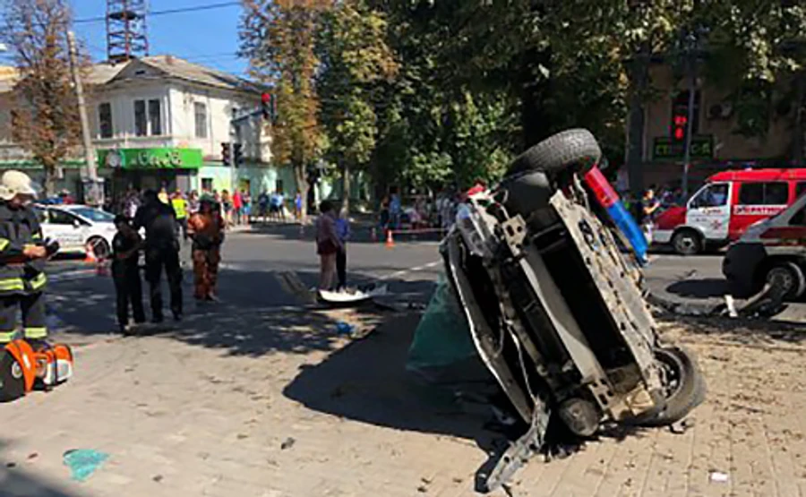 У Сумах в ДТП за участю патрульних постраждало 7 людей