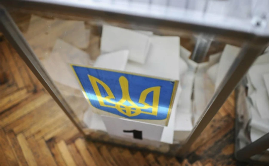 НАЗК показало, які партії найбільше заплатили за рекламу на початку року 