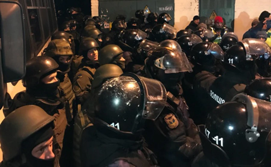 В ИВС усилили охрану. Саакашвили обыскивают - РНС