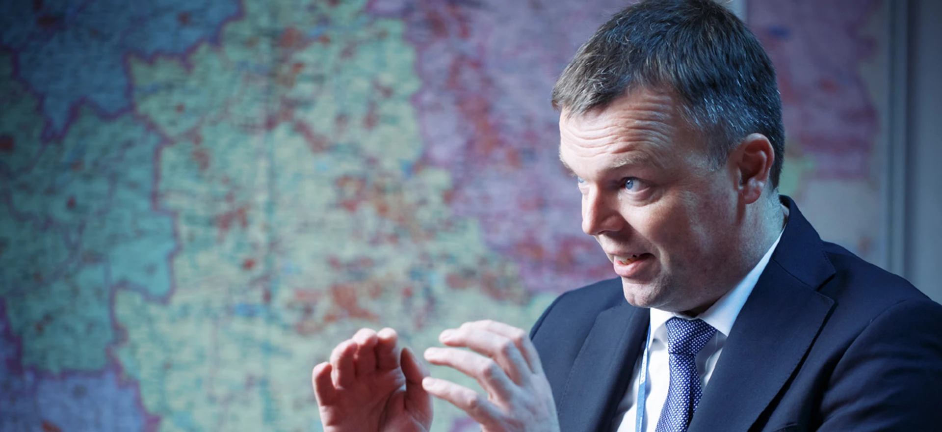 Александр Хуг: Незалежно від того, хто провокує ситуацію, обидві сторони порушують угоду про припинення вогню