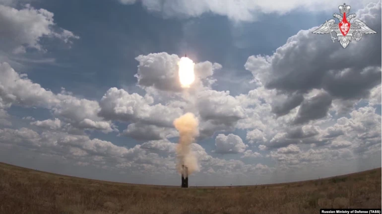 В Міноборони РФ офіційно заявили про застосування Орєшніка для удару по Україні