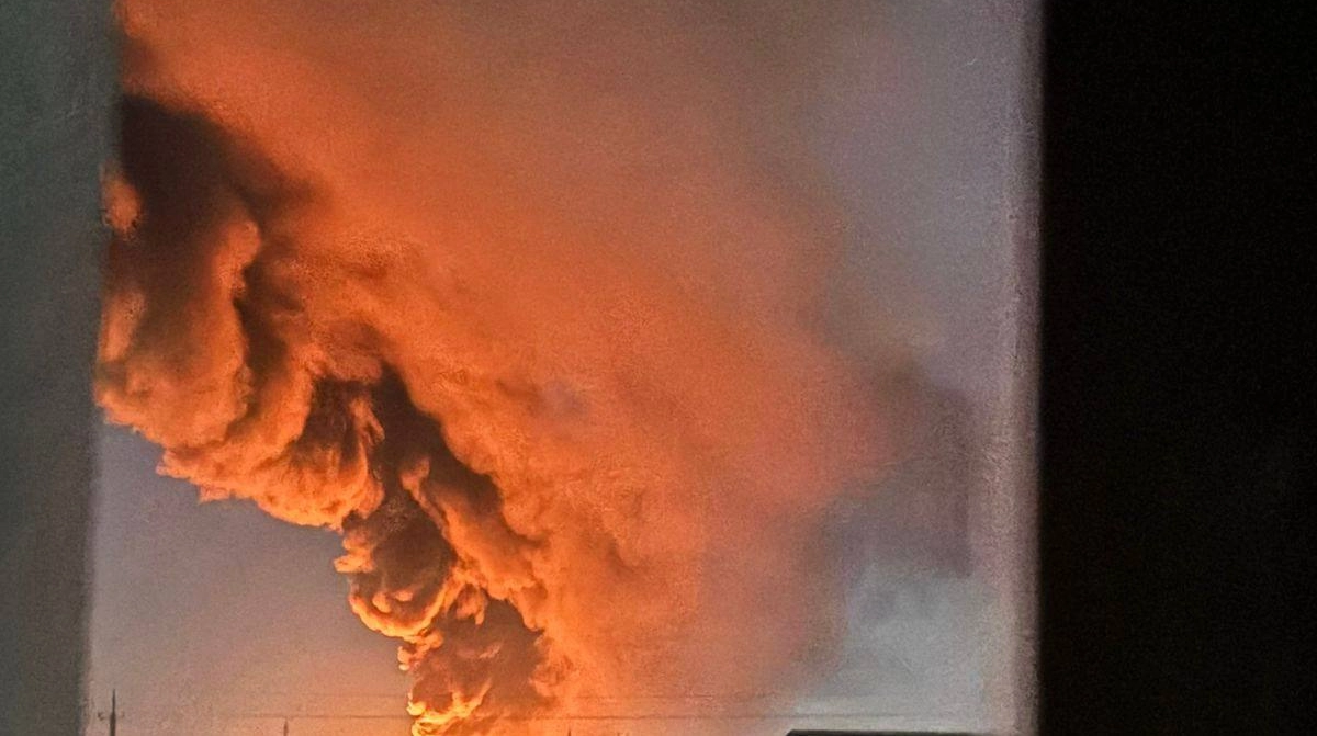 Russian missiles strike Novodnistrovsk in Chernivtsi Oblast, power outage reported