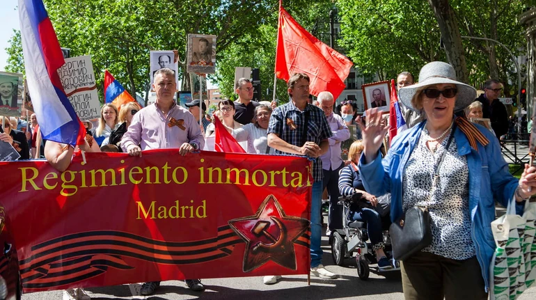 Бессмертный полк и письма детей: как агенты РФ в Испании работают над оправданием войны