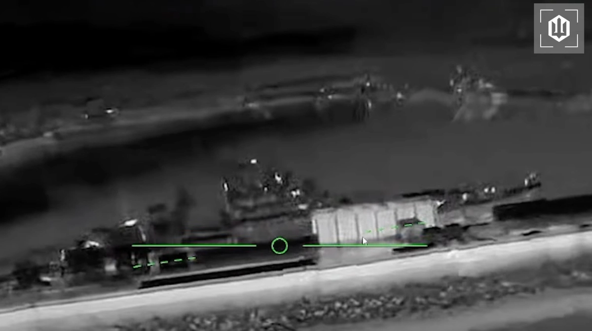 Ukrainian forces strike Russian frigate Admiral Essen in Novorossiysk once again – photo, video