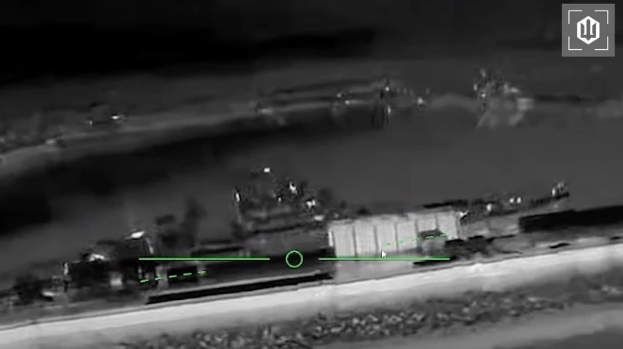 Ukrainian forces strike Russian frigate Admiral Essen in Novorossiysk once again – photo, video