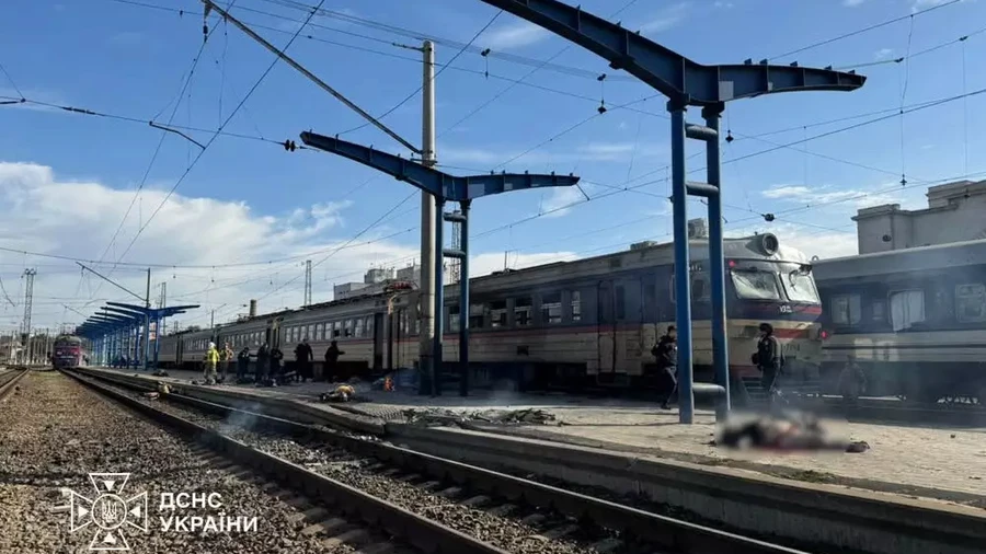 Russia hits Dnipro railway station for second consecutive day