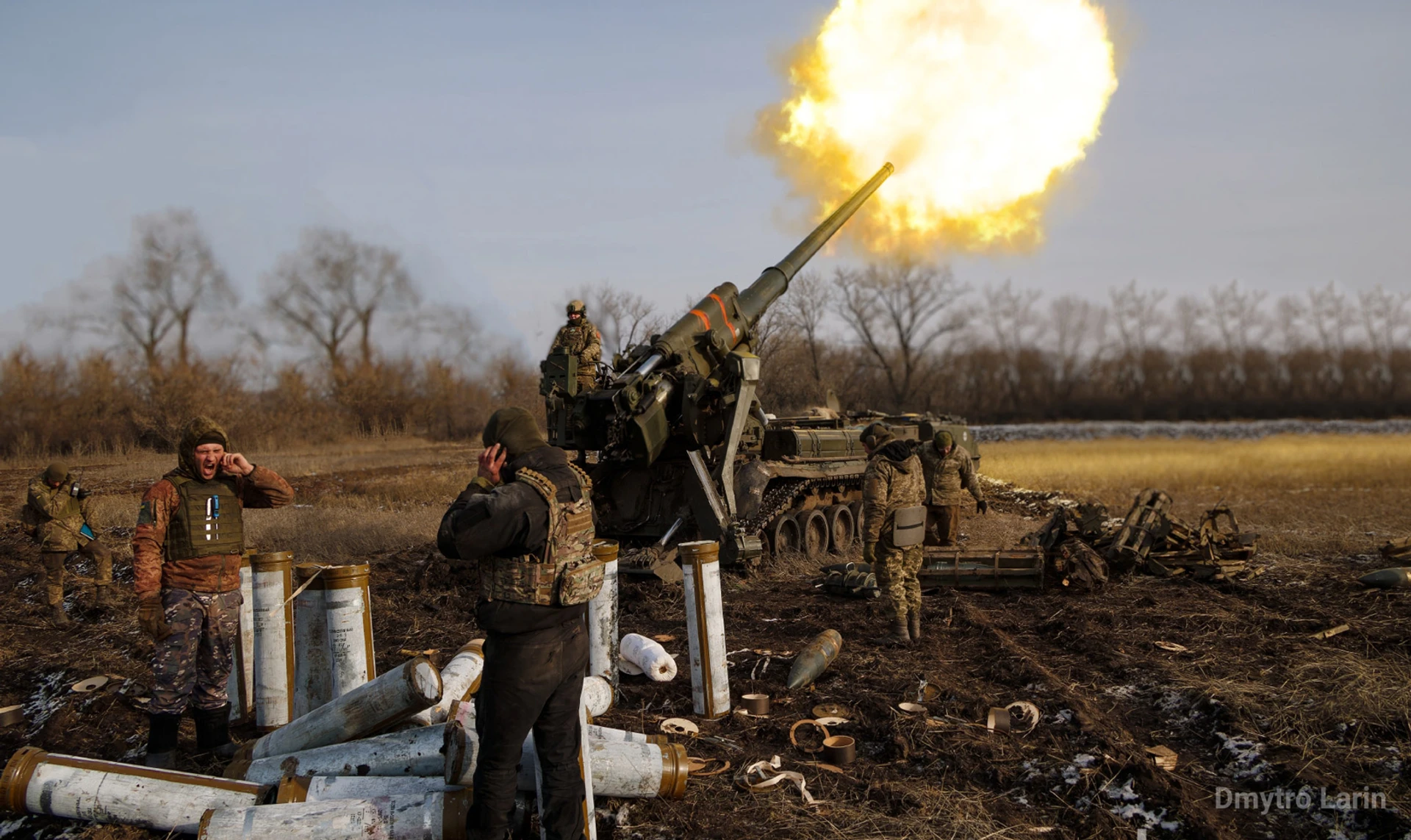 Як ЗСУ дарують окупантам вогняні піони на Луганщині – репортаж з позицій 43 бригади