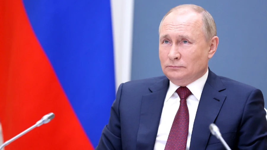 Путін нагадав, що має право йти у президенти знову