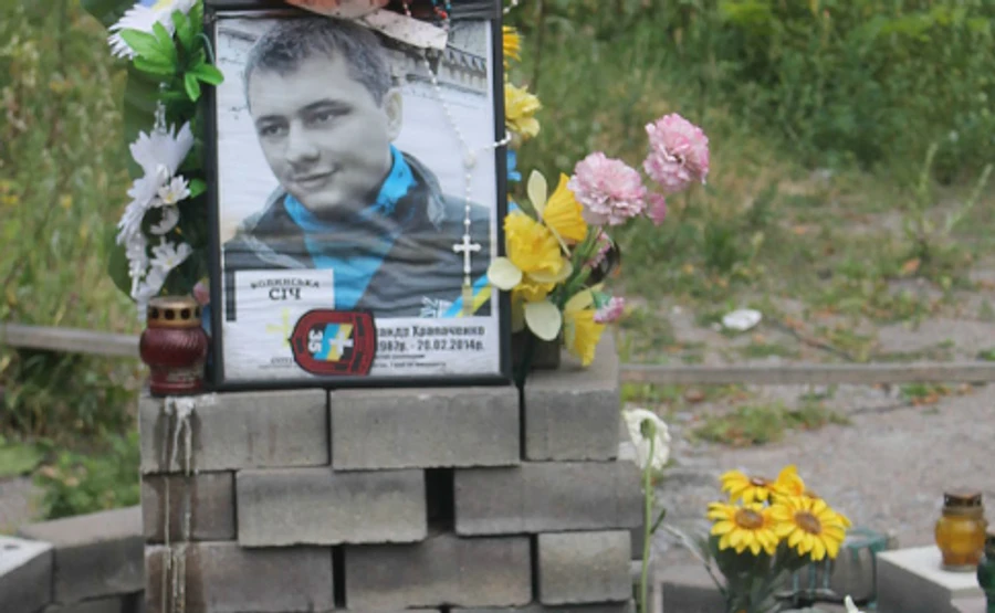 В майдановца Храпаченка снайпер стрелял из здания Кабмина - адвокат