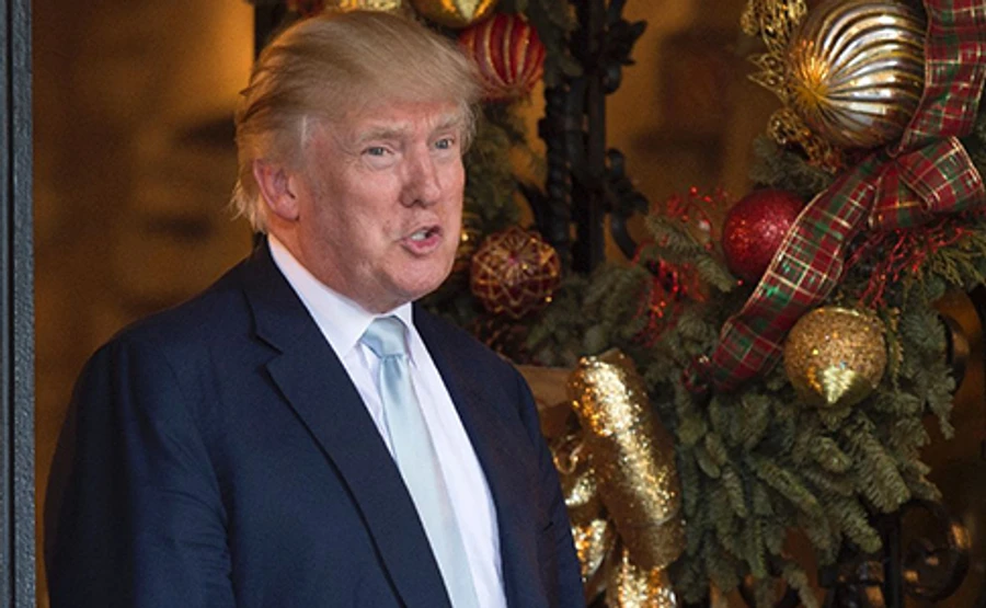 Трамп зустрінеться з розвідкою для вивчення фактів втручання РФ у вибори