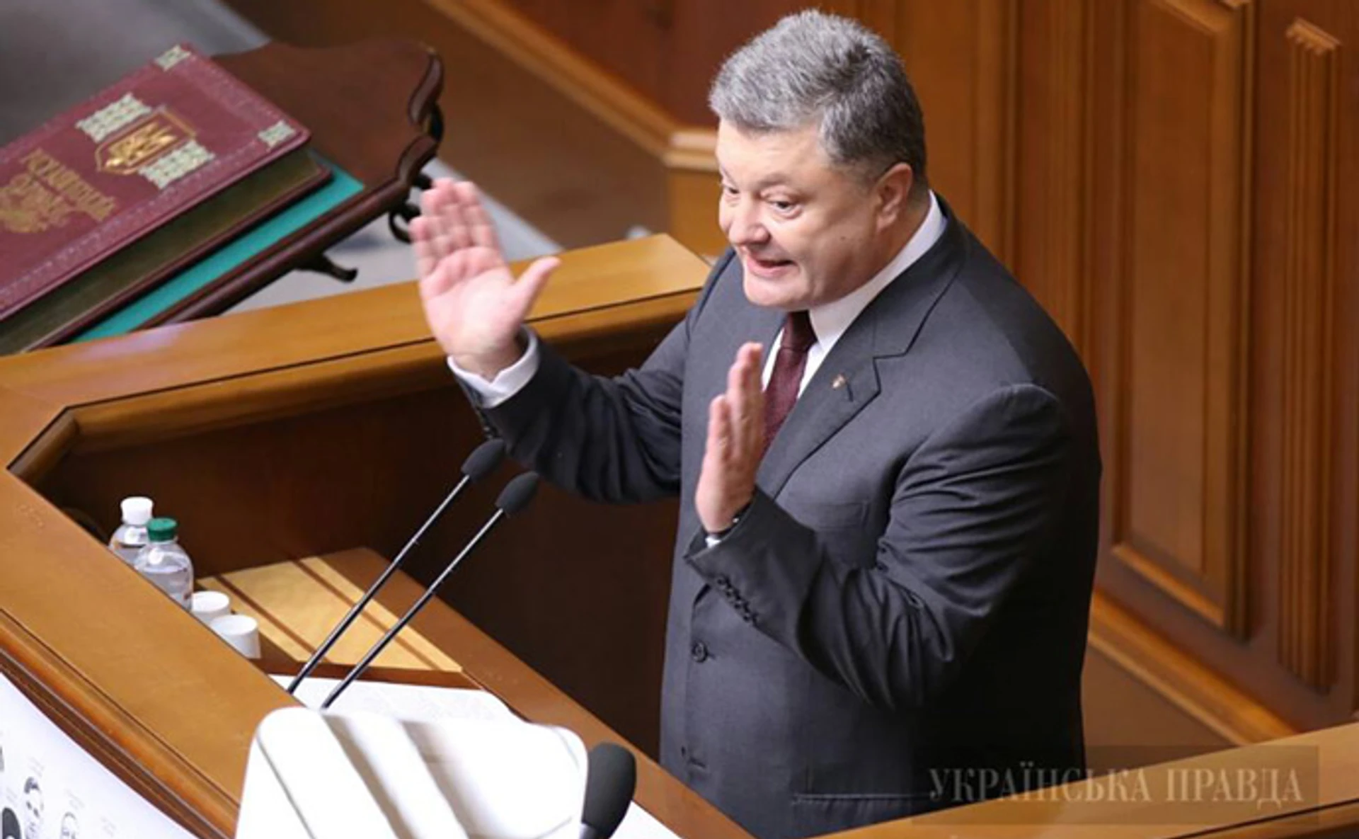 Самоцензура на ТВ. Как рейтинговые телеканалы Украины освещают деятельность Петра Порошенко