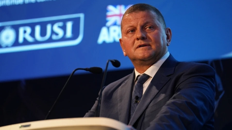 Poll shows Zelenskyy and Zaluzhnyi would go neck and neck in first round of potential election