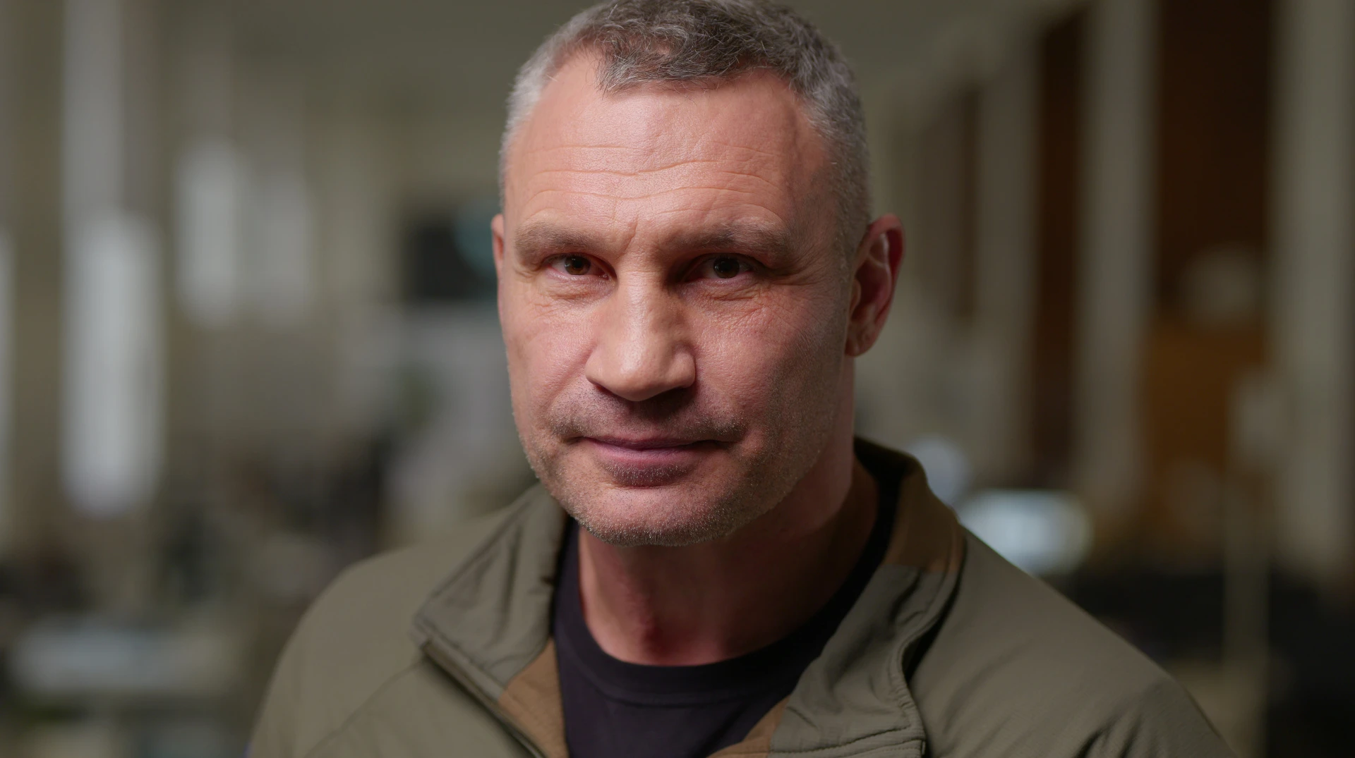 Перед нами стоїть питання виживання, а не посад. Розмова з Віталієм Кличком