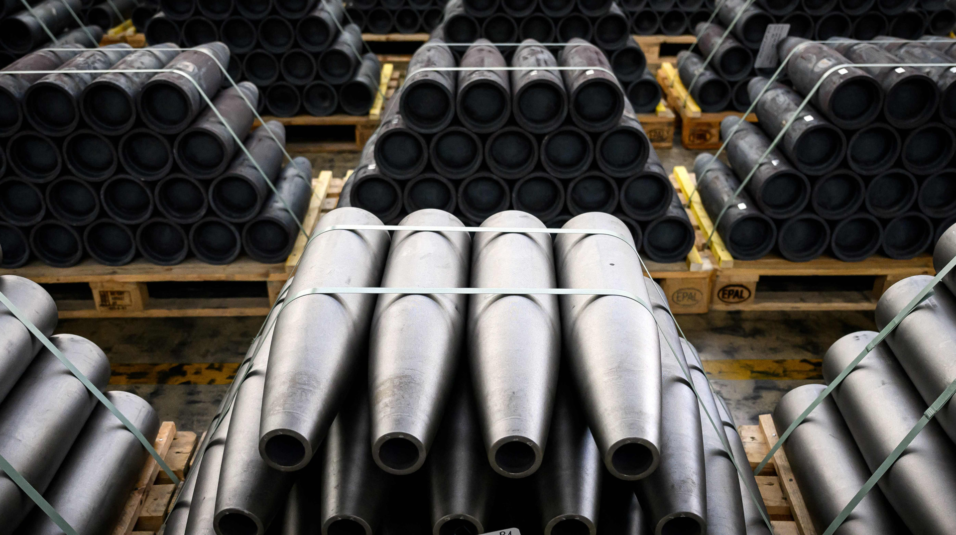 Spain to deliver 100 VAMTAC armoured vehicles and ammunition to Ukraine