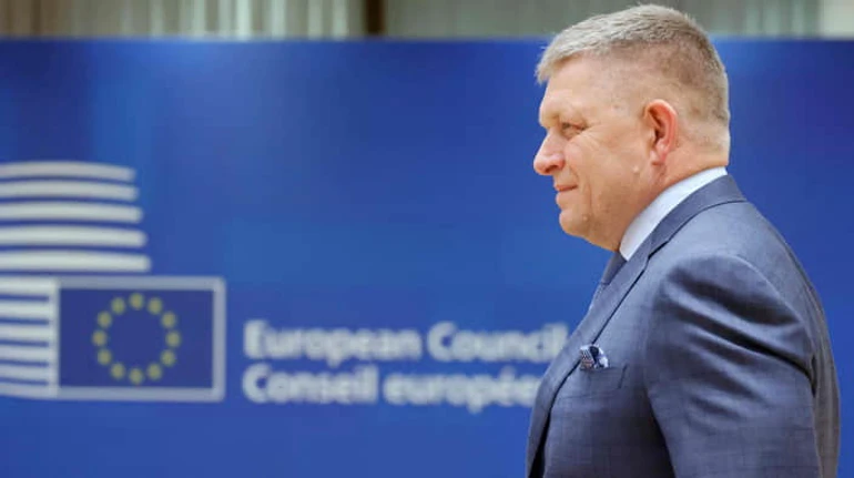 Наказание для Фицо: пойдет ли Еврокомиссия на заморозку средств для Словакии