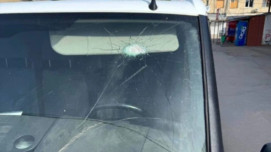 Social worker injured and civilian killed in Russian strikes on Kherson city and oblast – photo, video