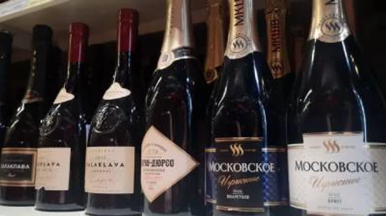 Не время пить шампанское: чем грозит России новый торговый конфликт с ЕС