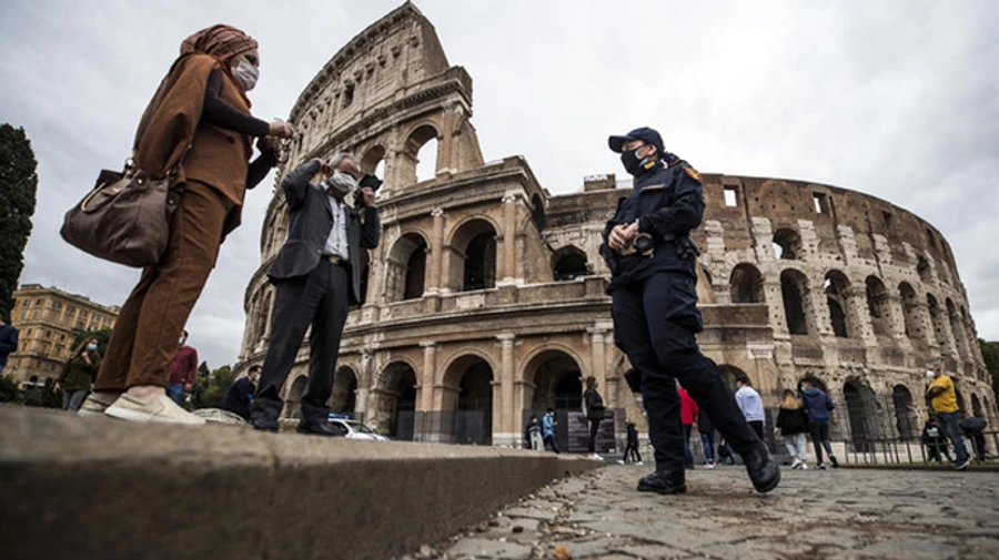 Италия планирует усилить коронавирусные ограничения
