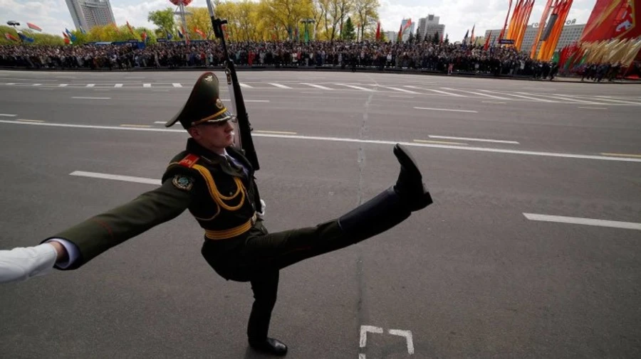 У ВООЗ попередили, що парад у Москві загрожує спалахом коронавірусу