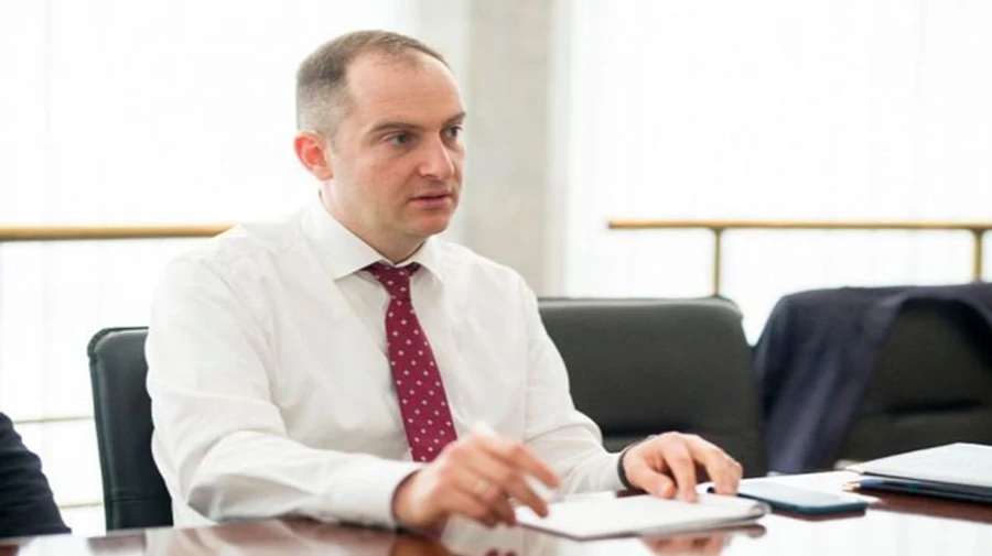 Ексглава Податкової подав до суду через його звільнення