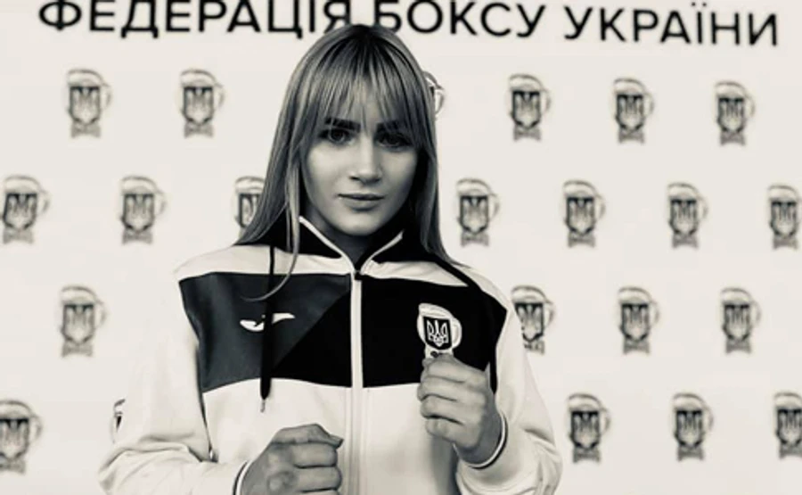 Погибла юная чемпионка Украины по боксу: сбил поезд