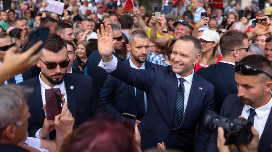 Poland says Trump promised to boost US military presence in conversation with President Nawrocki