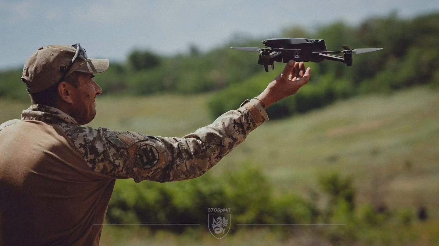 Майже дві сотні боїв відбулось на фронті з початку доби