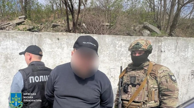 Зняття з військового обліку та липові діагнози за $50 тис.: у Києві затримали організатора схеми