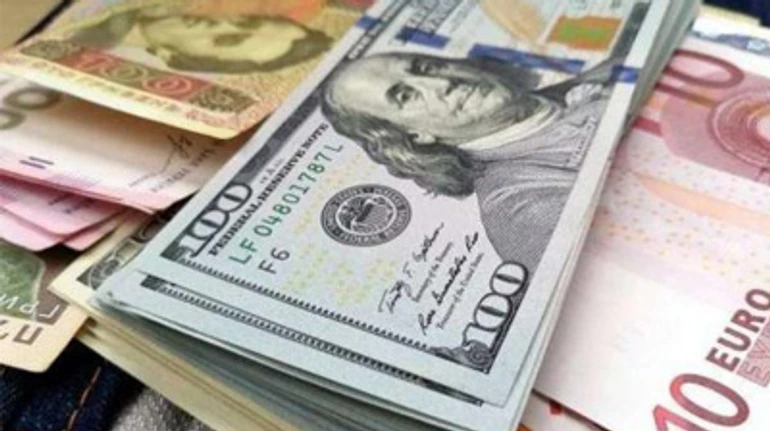 Незламна гривня: завдяки чому курс тримається на позначці 40 і що буде далі