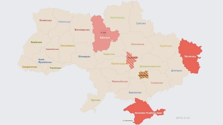 Росіяни атакували Київщину дронами, працювала ППО