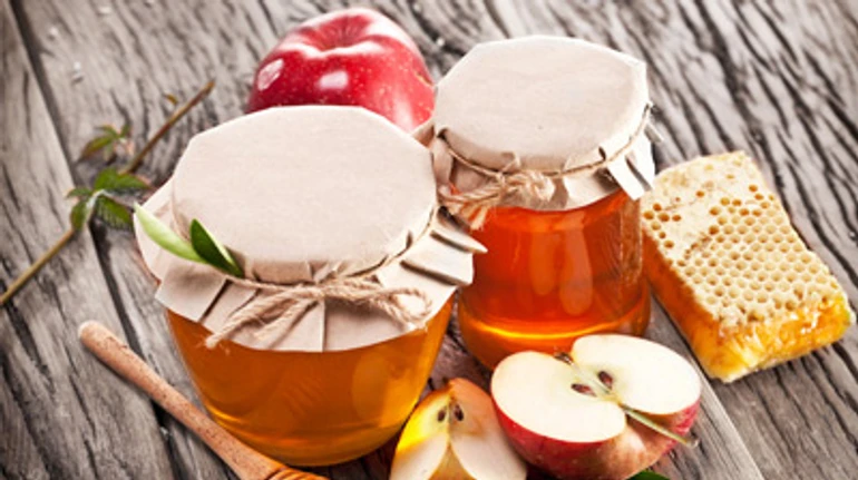 Як обирати мед, чим він корисний та чи заміна він цукру