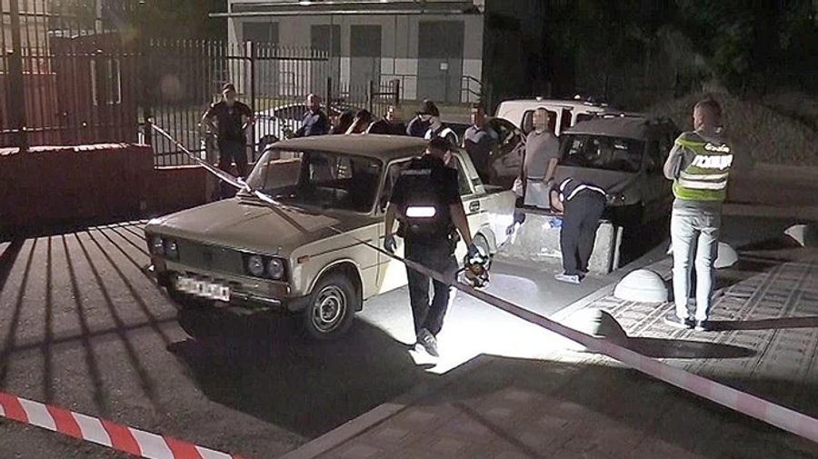 На Печерске стреляли в двух иностранных студентов