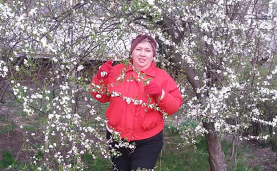 Бучанская депутатка обругала и избила сумкой горожан