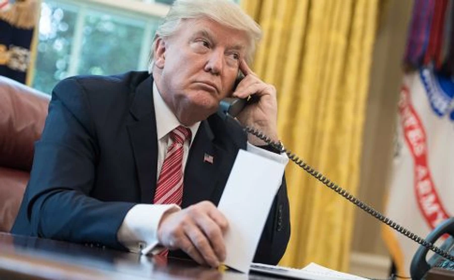 Российские шпионы могли перехватить разговор Трампа об Украине – CNN