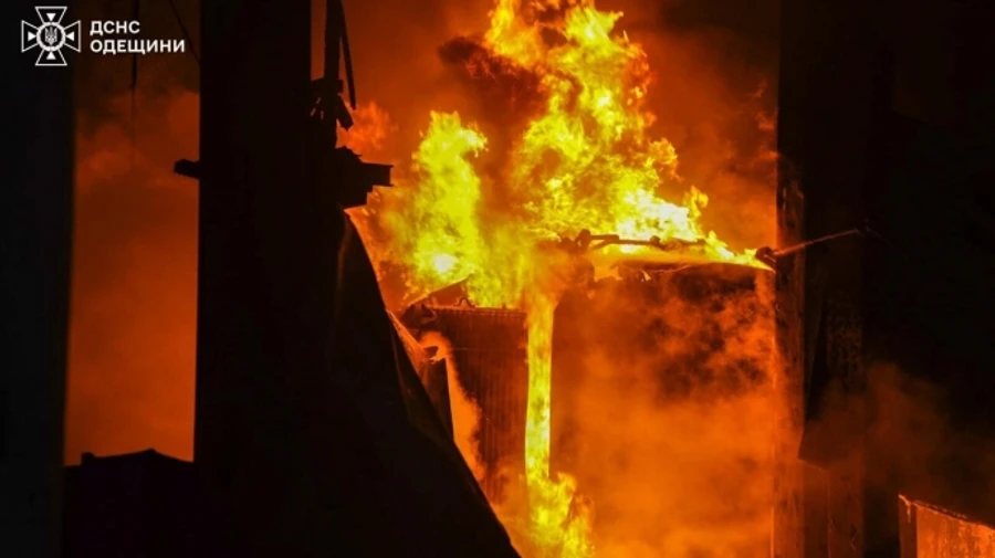 Russia attacks Odesa with UAVs: boiler houses out of action, civilians injured – photos