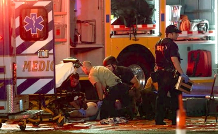 Стрілянина у Вегасі: Понад 400 людей доставили в лікарні